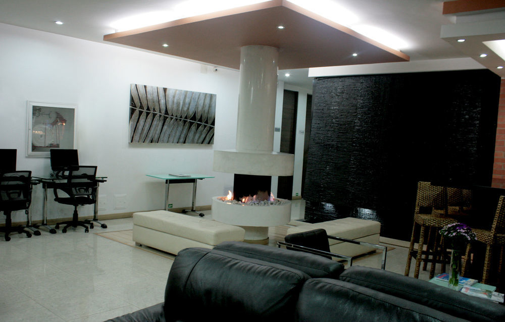 Hotel Apartamentos Regency La Feria Bogotá Exterior foto